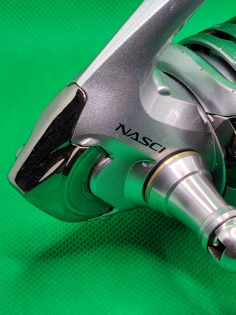 シマノ　SHIMANO　13ナスキー4000HG　スピニングリール