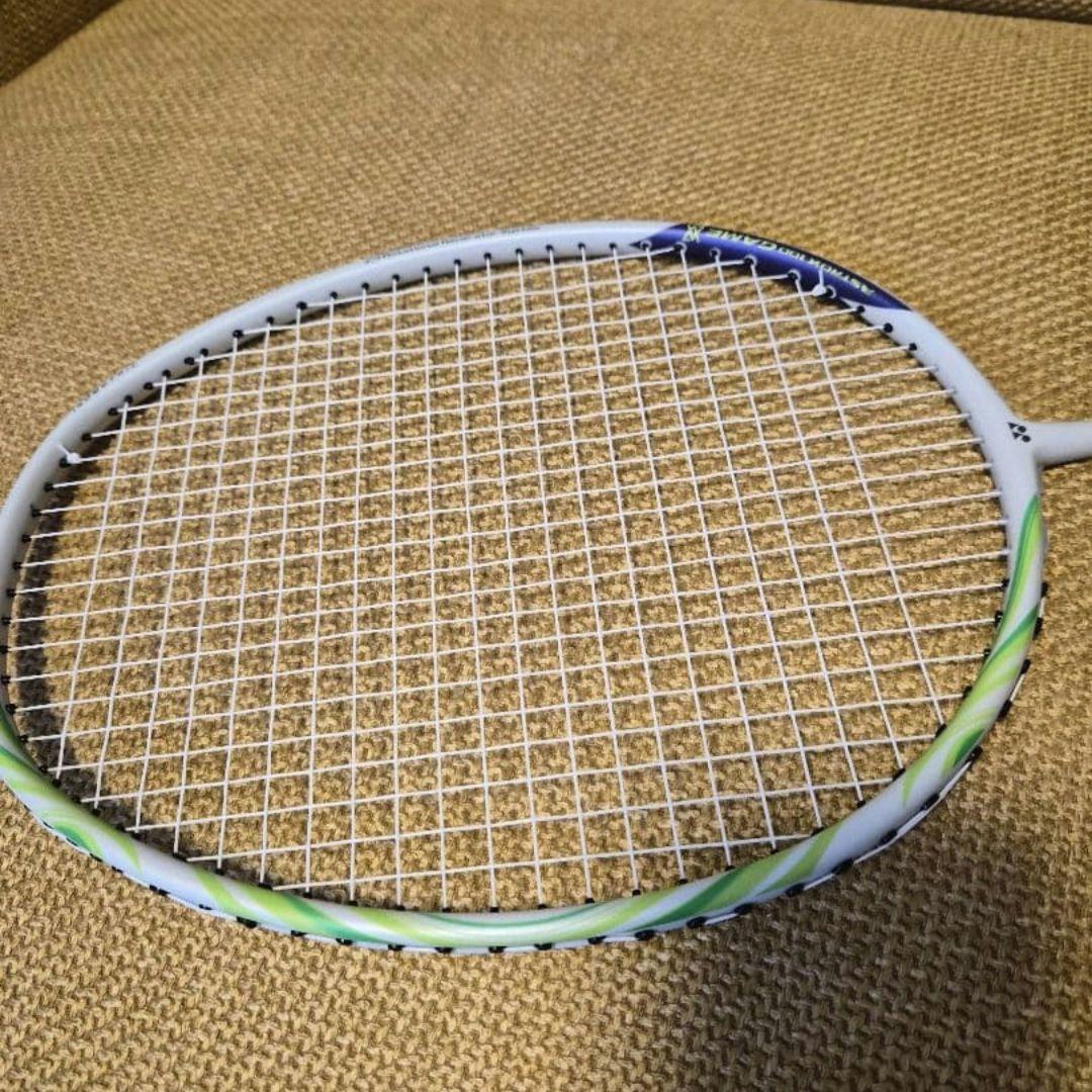 ASTROX 100 GAME バドミントンラケット