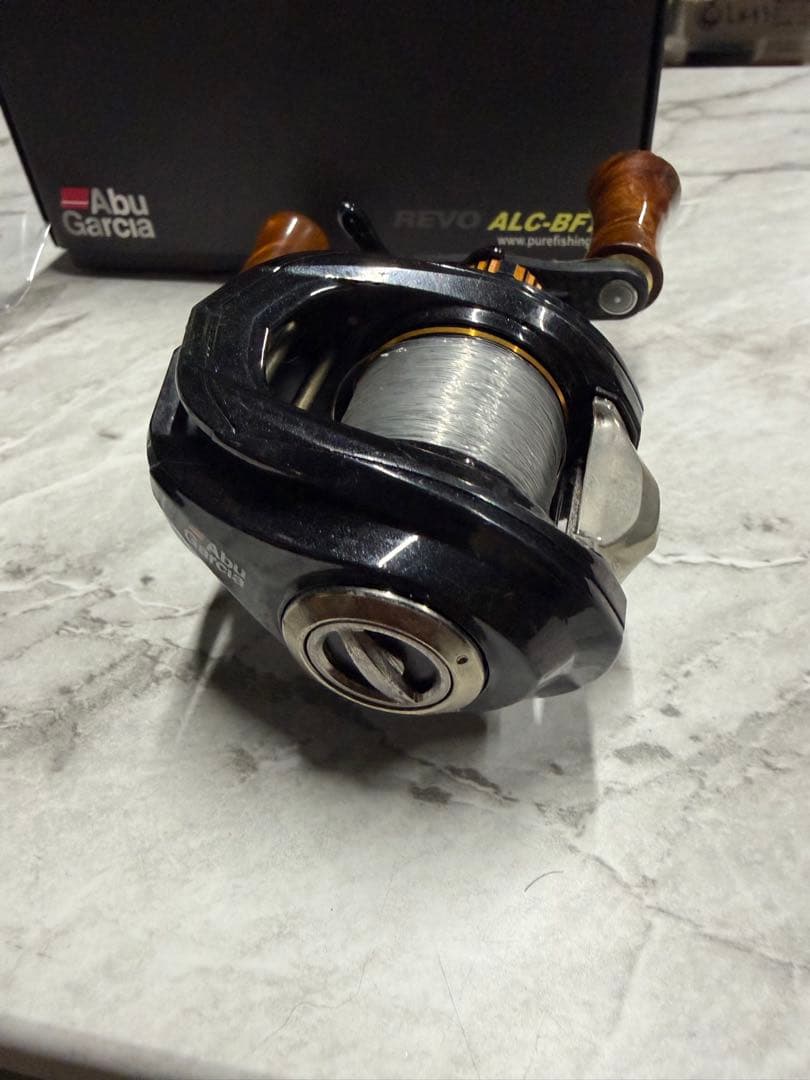 釣りキチ三平　Abu Garcia Revo ALC BF7