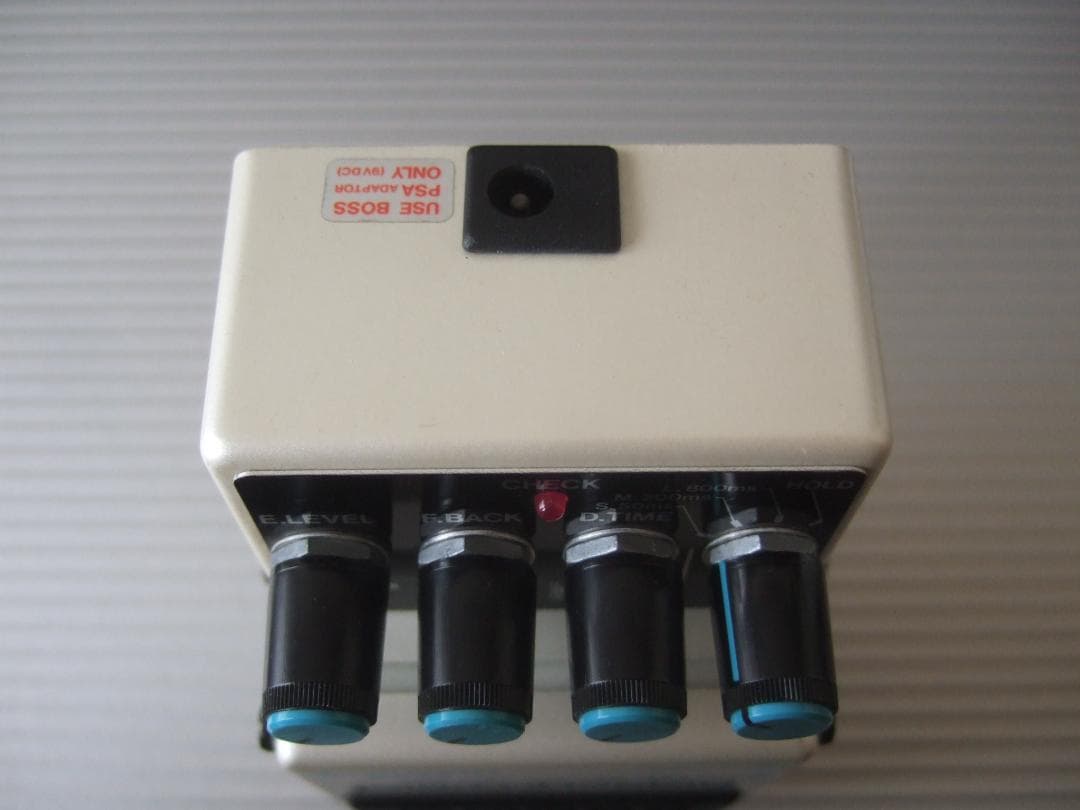 美品 BOSS DD-2 Digital Delay デジタルディレイ DD2
