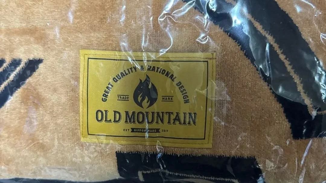 OLD MOUNTAIN 幾何学模様 ブランケット かけもの