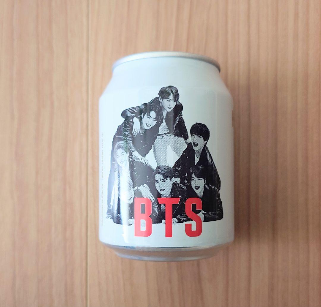 BTS(防弾少年団) まとめ売り BT21　TinyTAN 缶バッジ カード