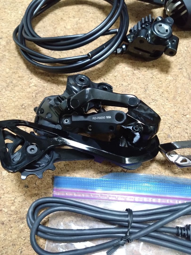シマノデュラエースR9270 Di2 油圧ディスク 2×12s セット新品未使用