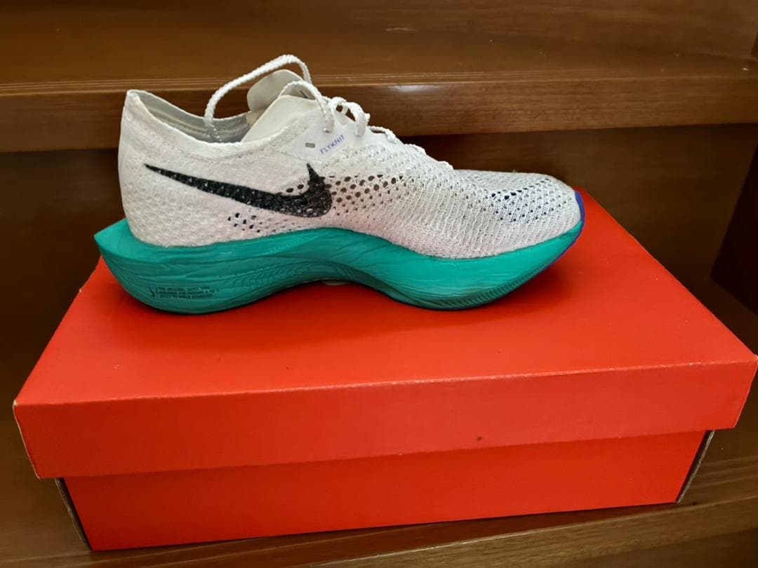 NIKEヴェイパーフライ3 24cm　美品