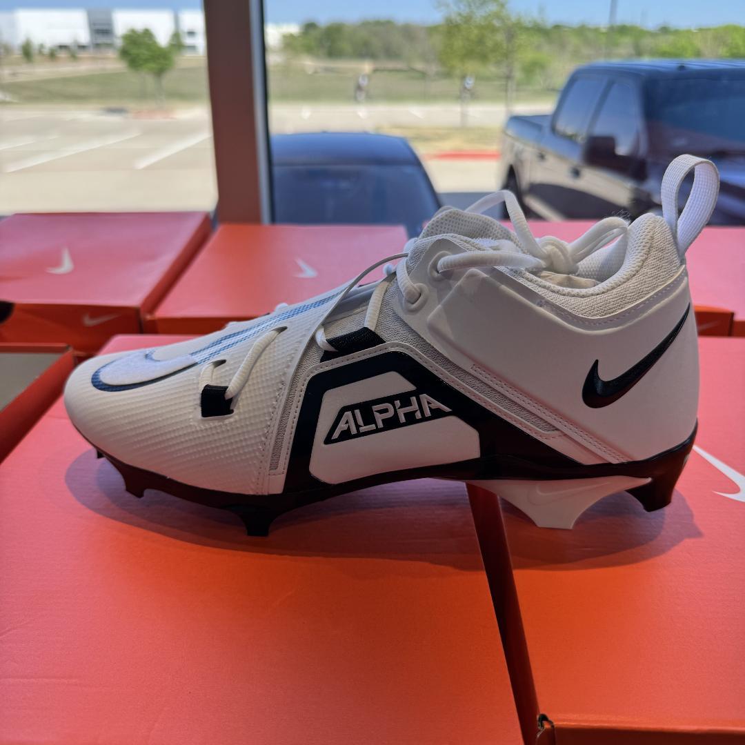 NIKE Alpha Menace Pro 3 Low 29cm 白 スパイク
