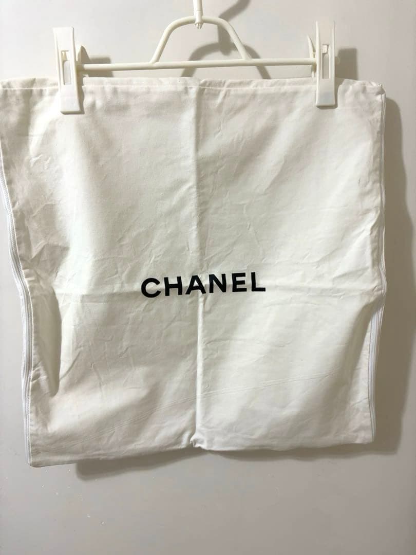 CHANEL クッションカバー　ロゴ