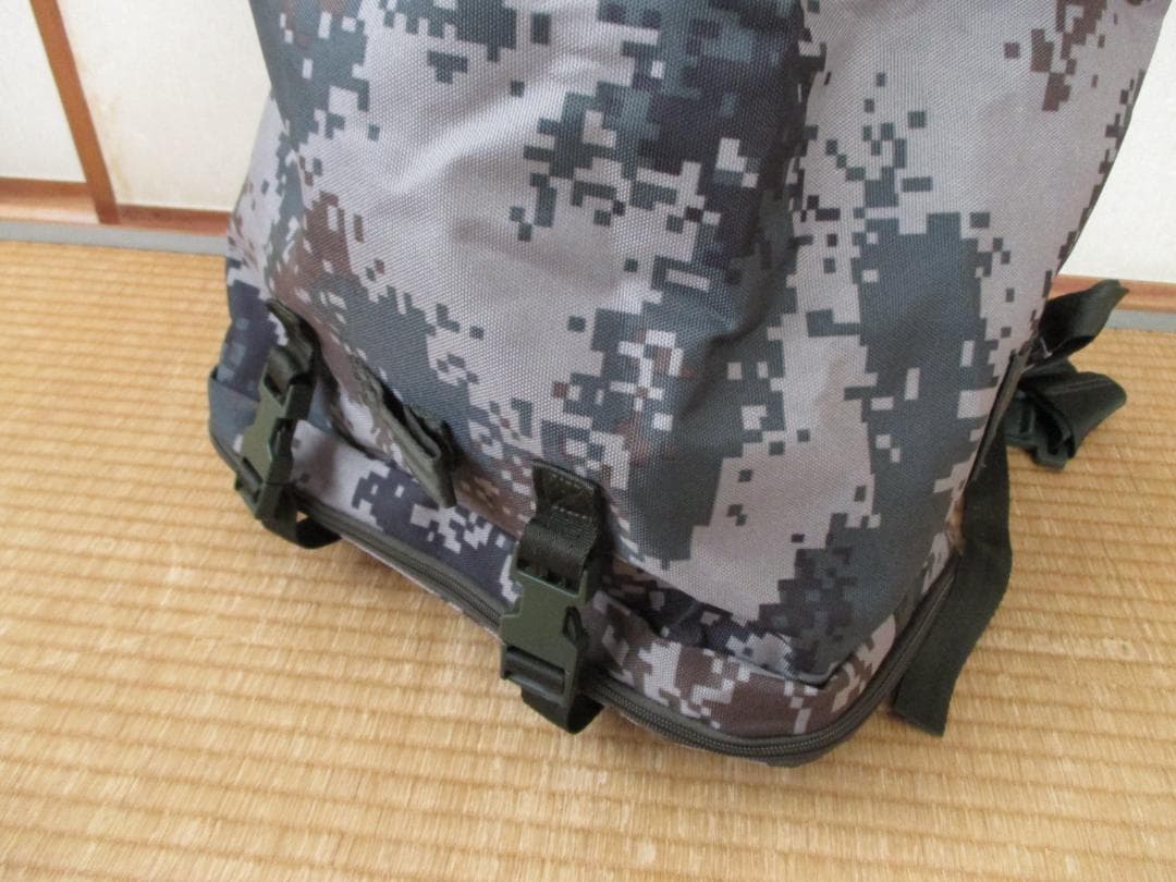 未使用　中国軍　07式　01式　デジタル迷彩　バックパック　リュックサック