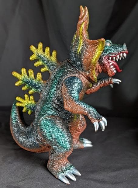 楳図かずお版 ジラース（フューチャーモデルズ／アート・ストーム）ソフビフィギュア