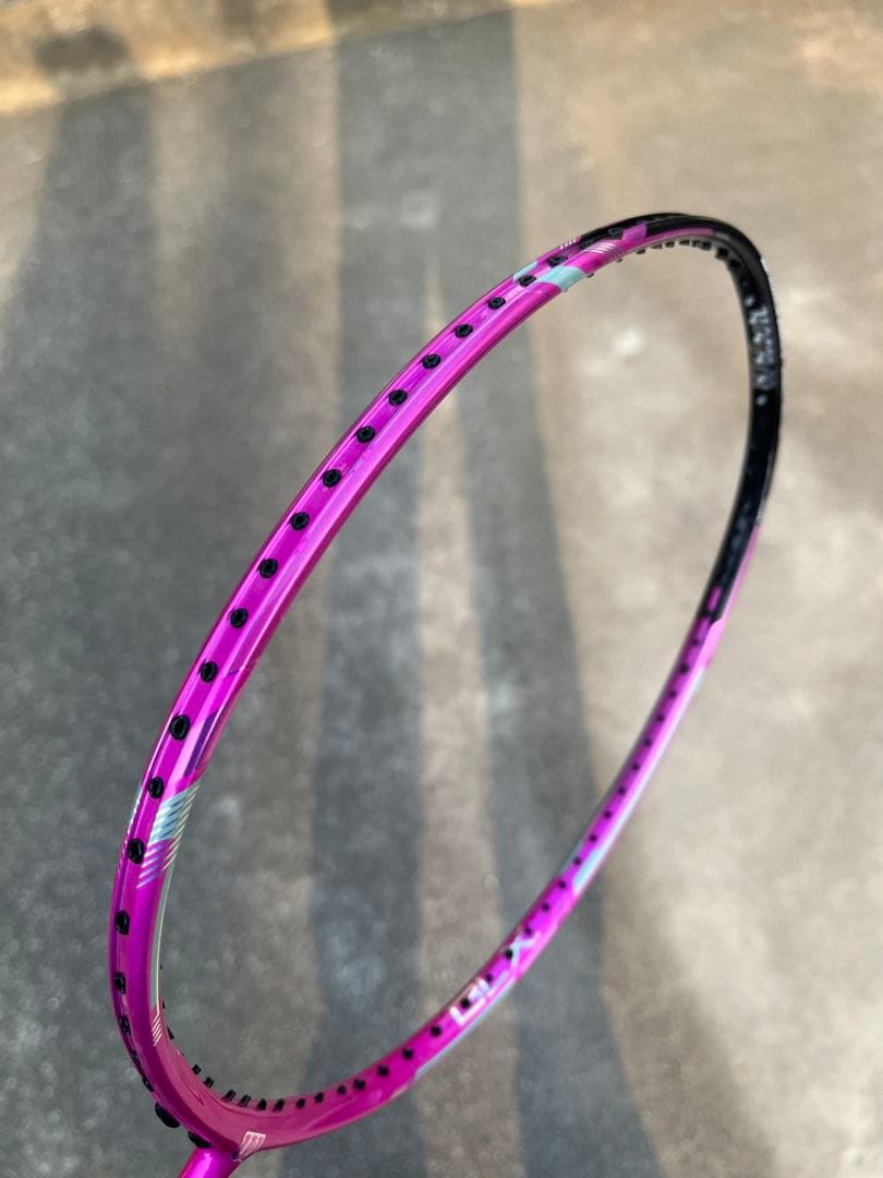 廃盤　Wilson ウィルソン CORAL BLX バトミントンラケット ピンク
