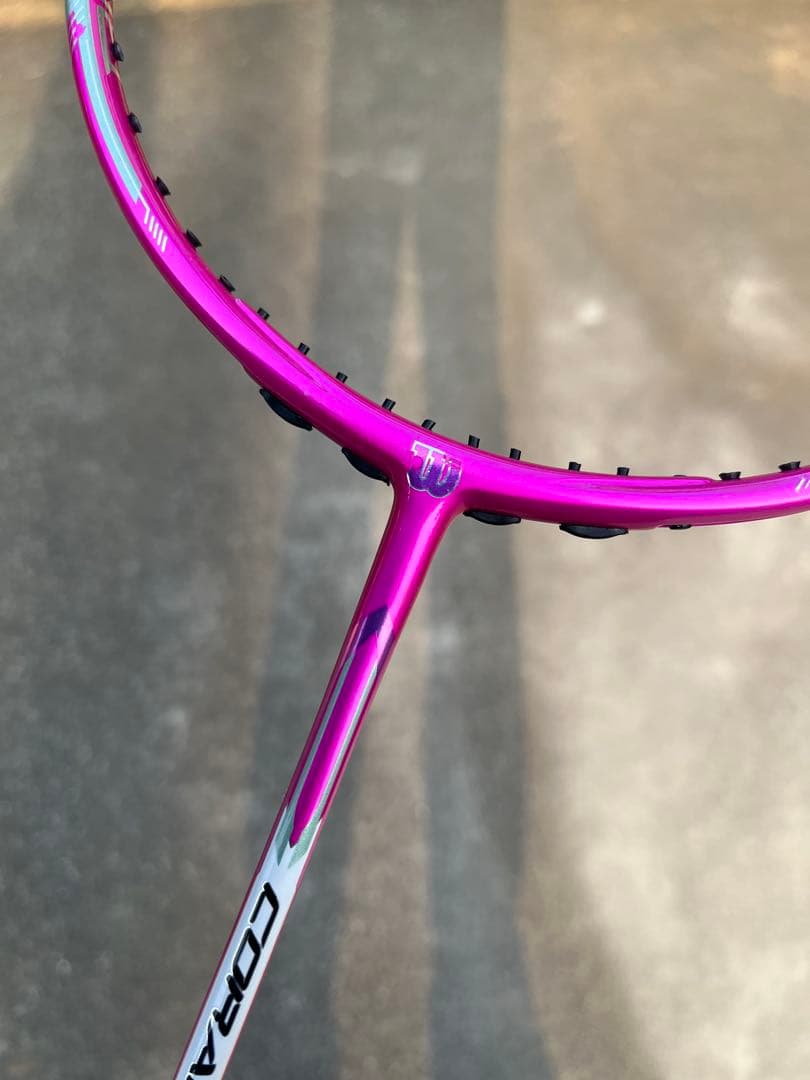 廃盤　Wilson ウィルソン CORAL BLX バトミントンラケット ピンク