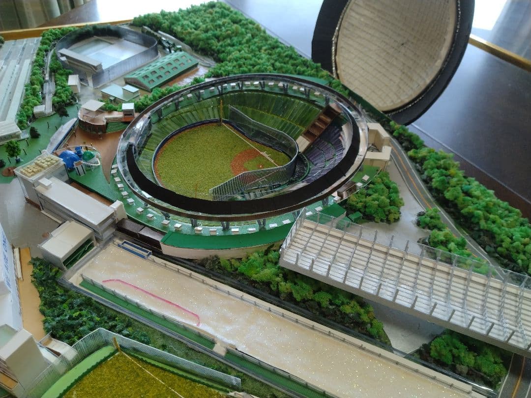 ジオラマ西武球場1/1000展示ケース付
