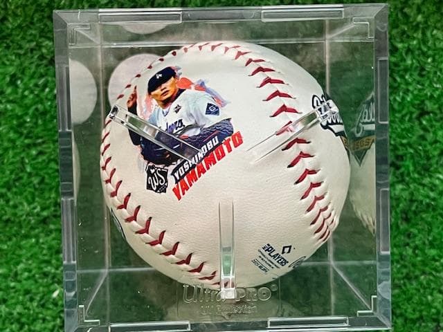 山本由伸2025WS/MVP記念サインボールUVケース付USローリングス限定品