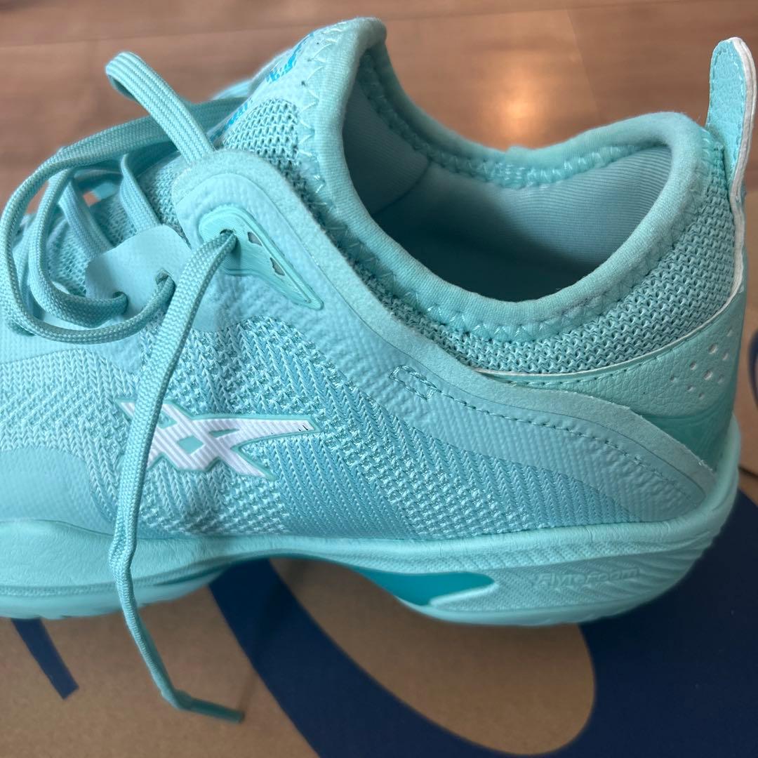asics バッシュ　グライドノバ　FF3 23センチ　美品