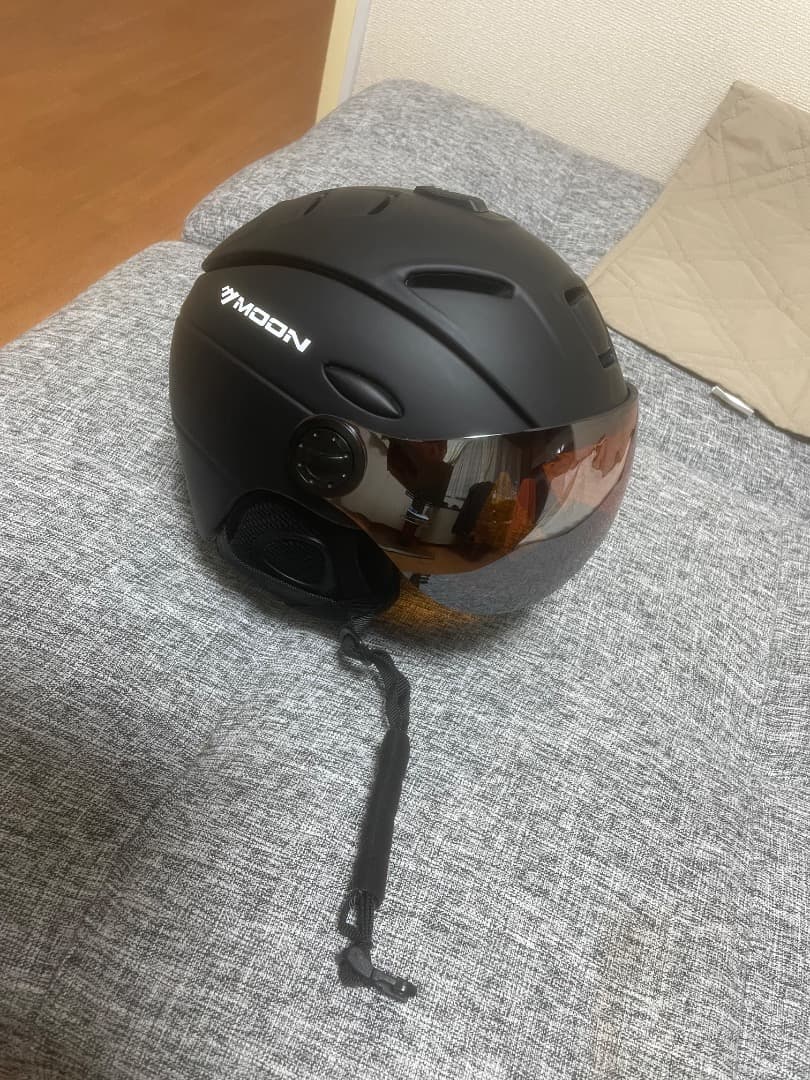 MOON スキー ヘルメット Mサイズ