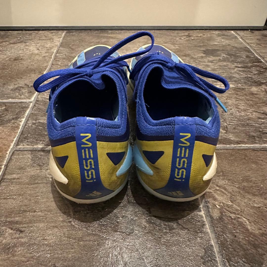 adidas Xクレイジーファスト　FG MESSIモデル