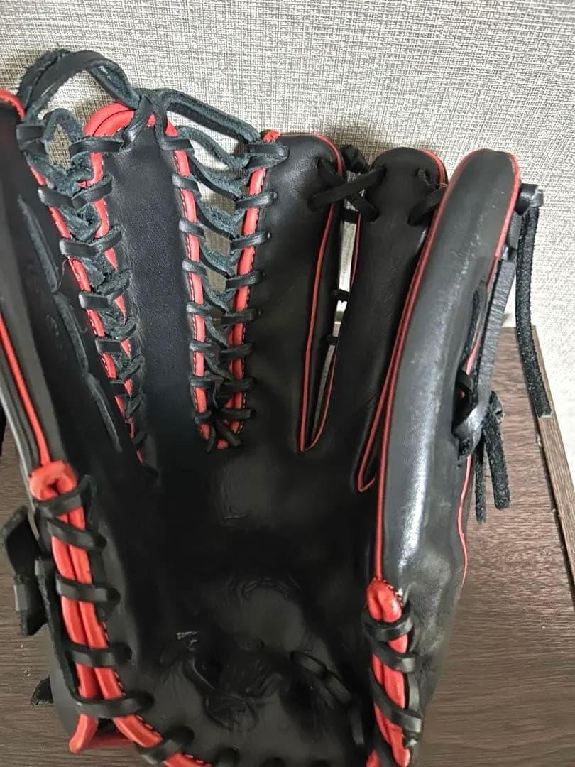 【美品】Rawlings マイクトラウトモデル 軟式グローブ 黒×赤