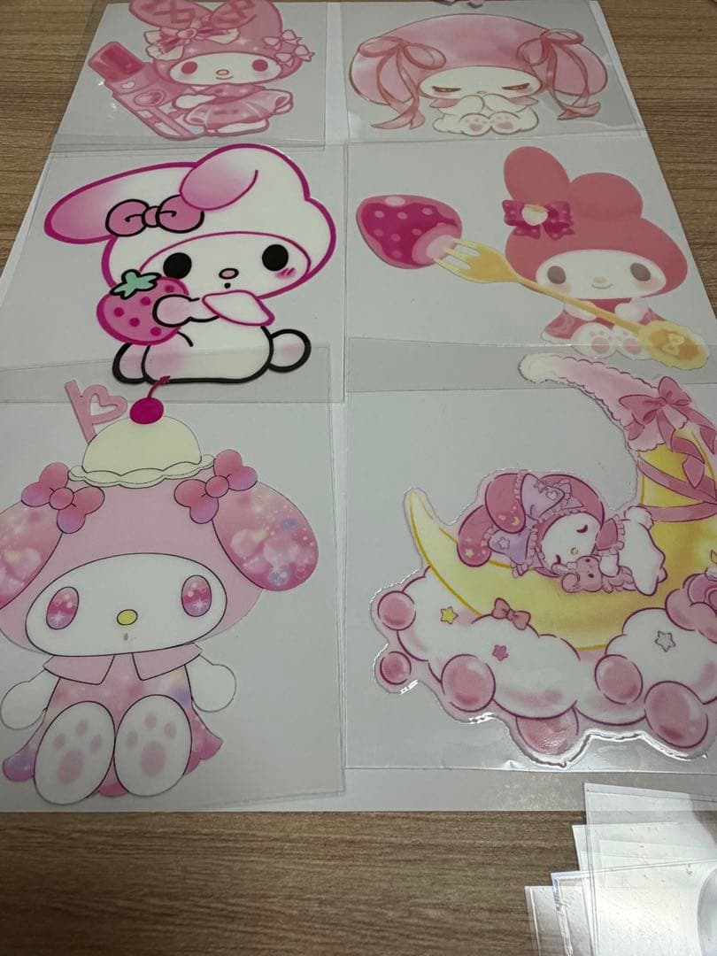 ハーフ（サンリオ　アンパンマン　いちかわ　たまごっち）