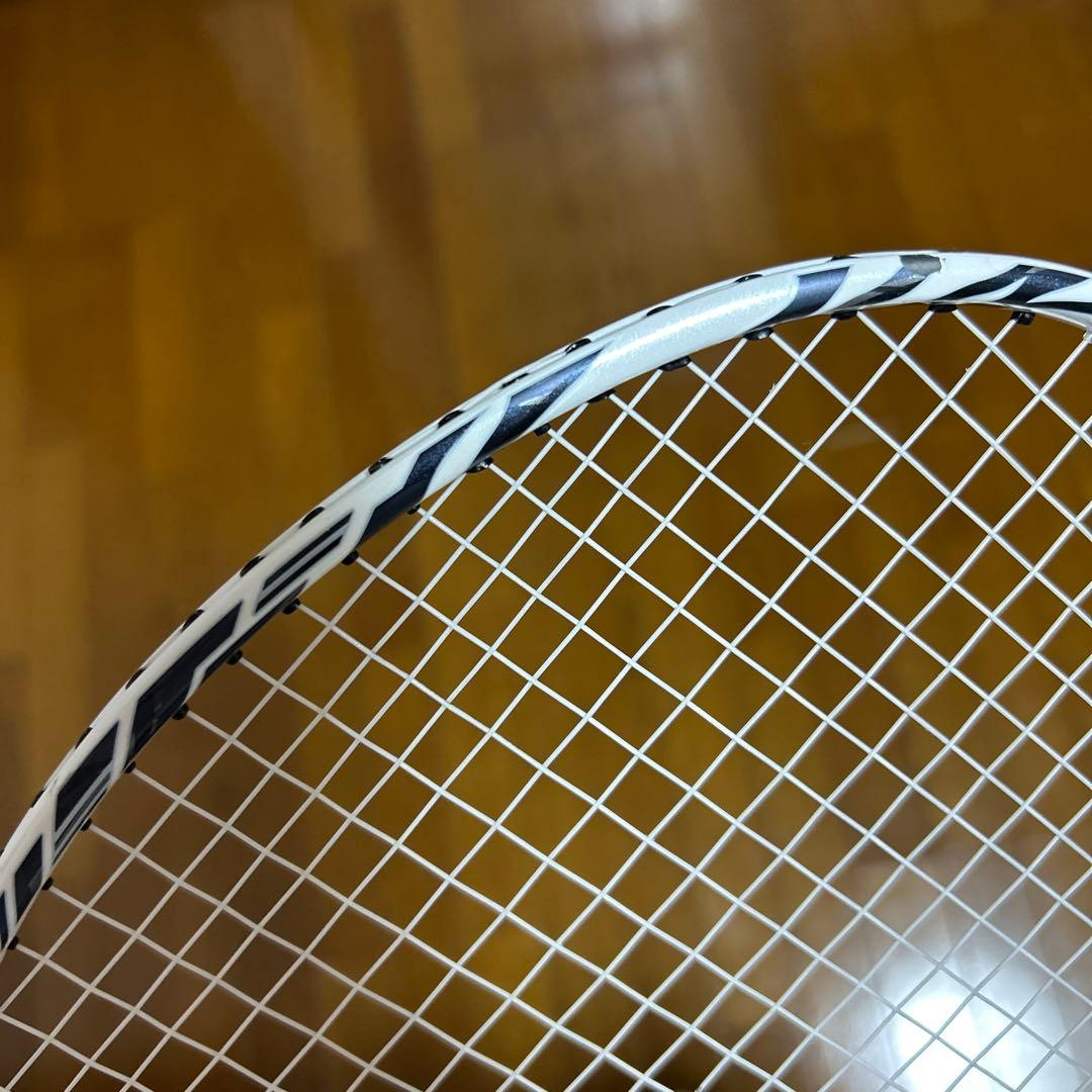 バドミントンラケット アストロックス99PRO ピンク グリップ