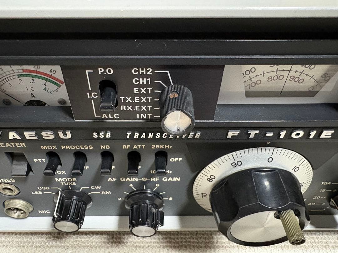 ヤエス　YAESU FT-101E 通電確認済み