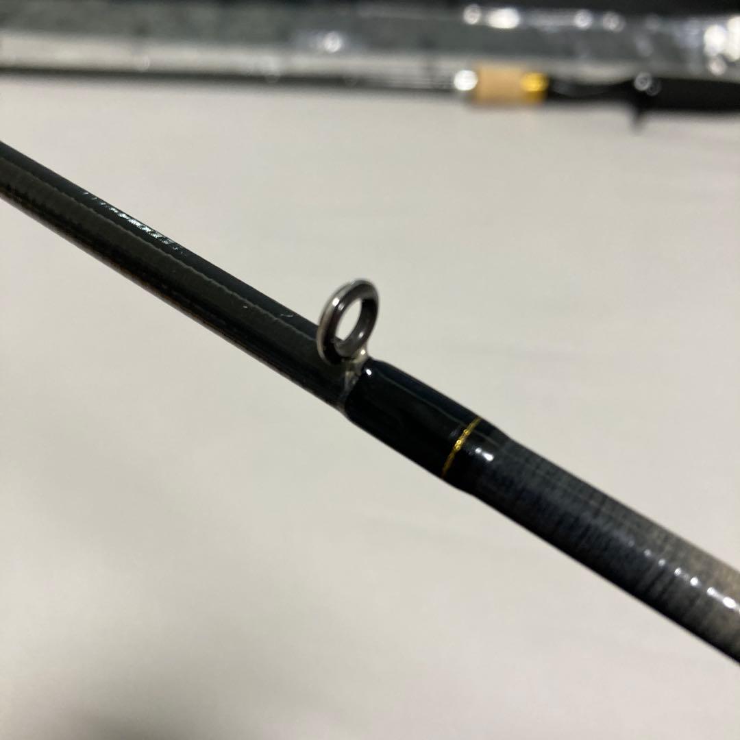 バスX　712HB