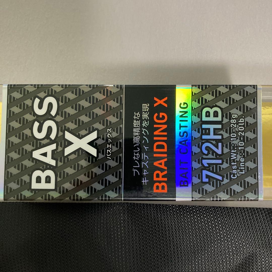 バスX　712HB