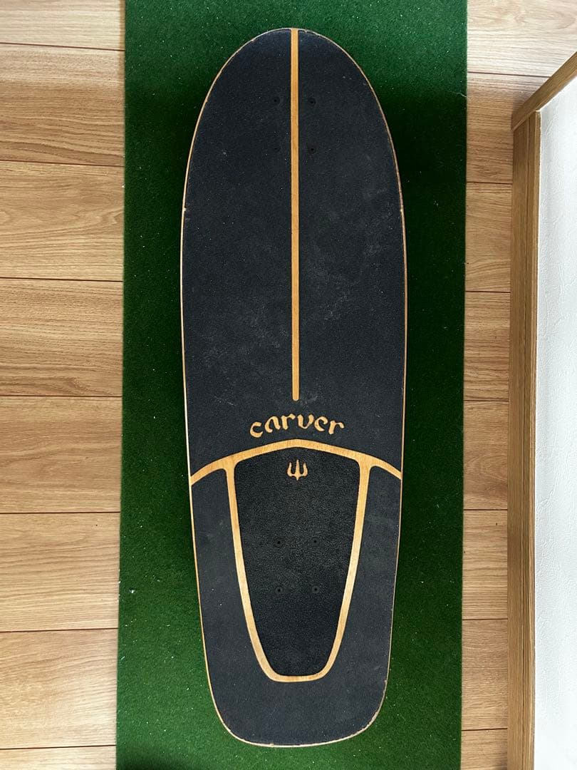 Carver カーバー　Taylor Knox スケートボード