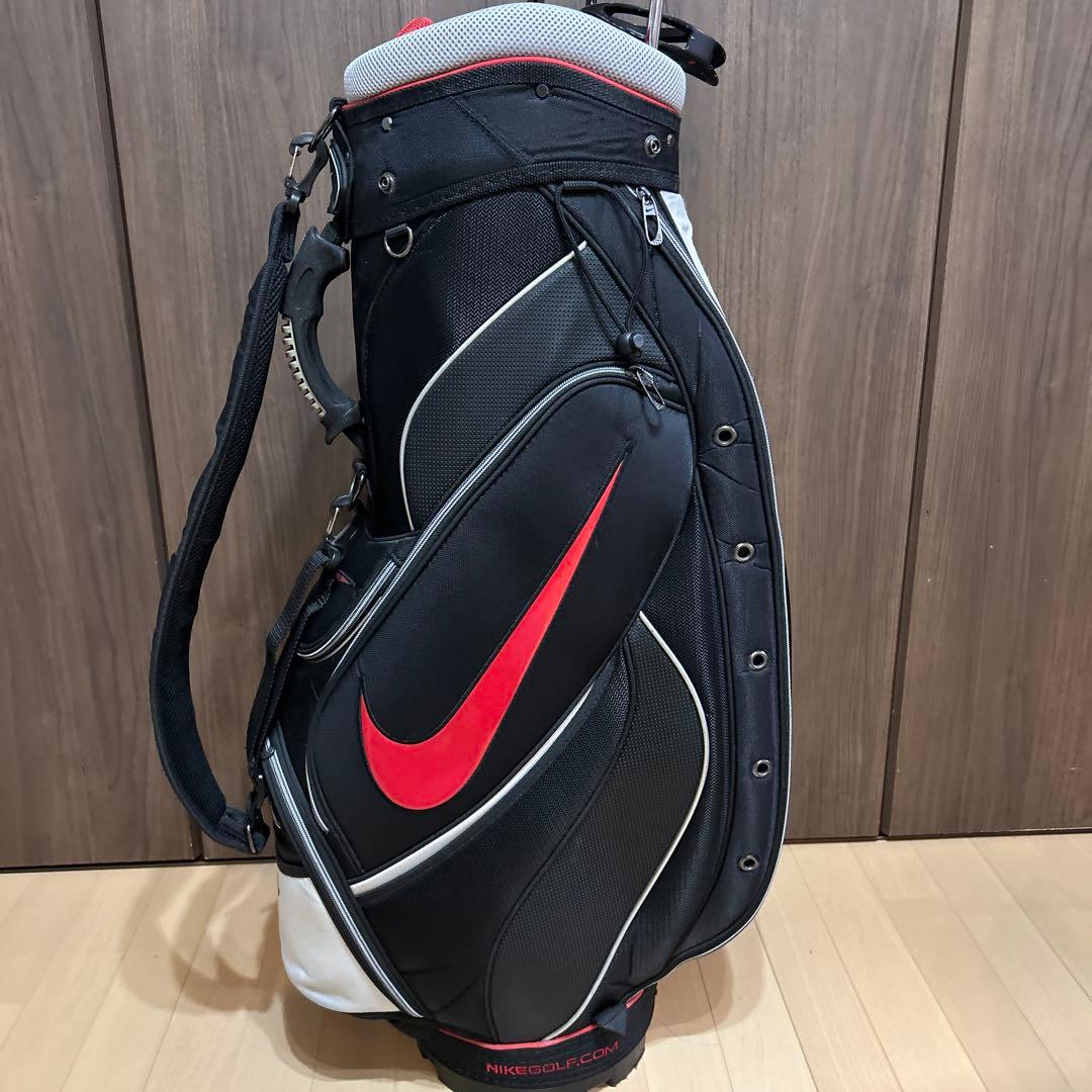 NIKE GOLF キャディバッグ ブラック/レッド おまけ付き。