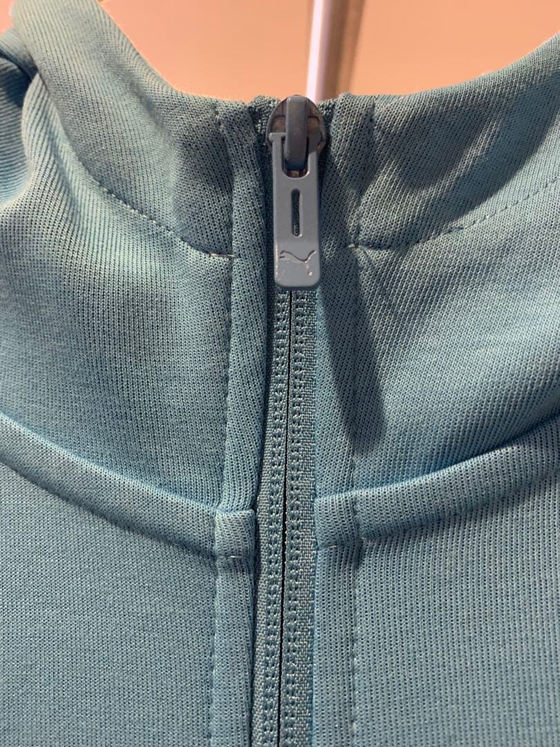 マンチェスターシティ　プーマ　フルジップアップパーカー　正規品