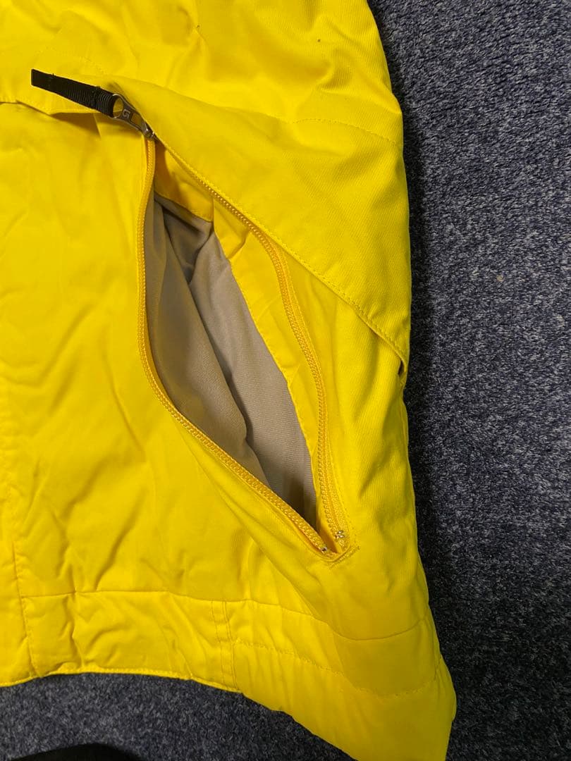 BURTON フード付きジャケット イエロー