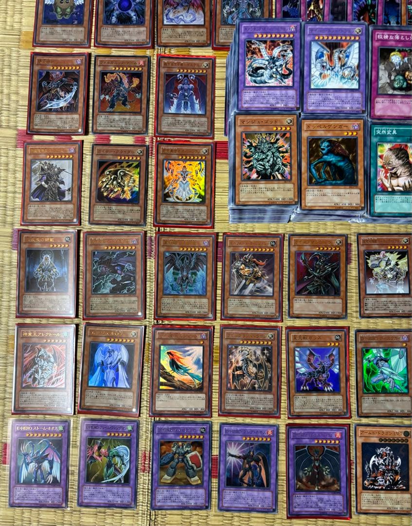 【まとめ売り】約1500枚 遊戯王 1〜12期(2011.03以前カード多数)