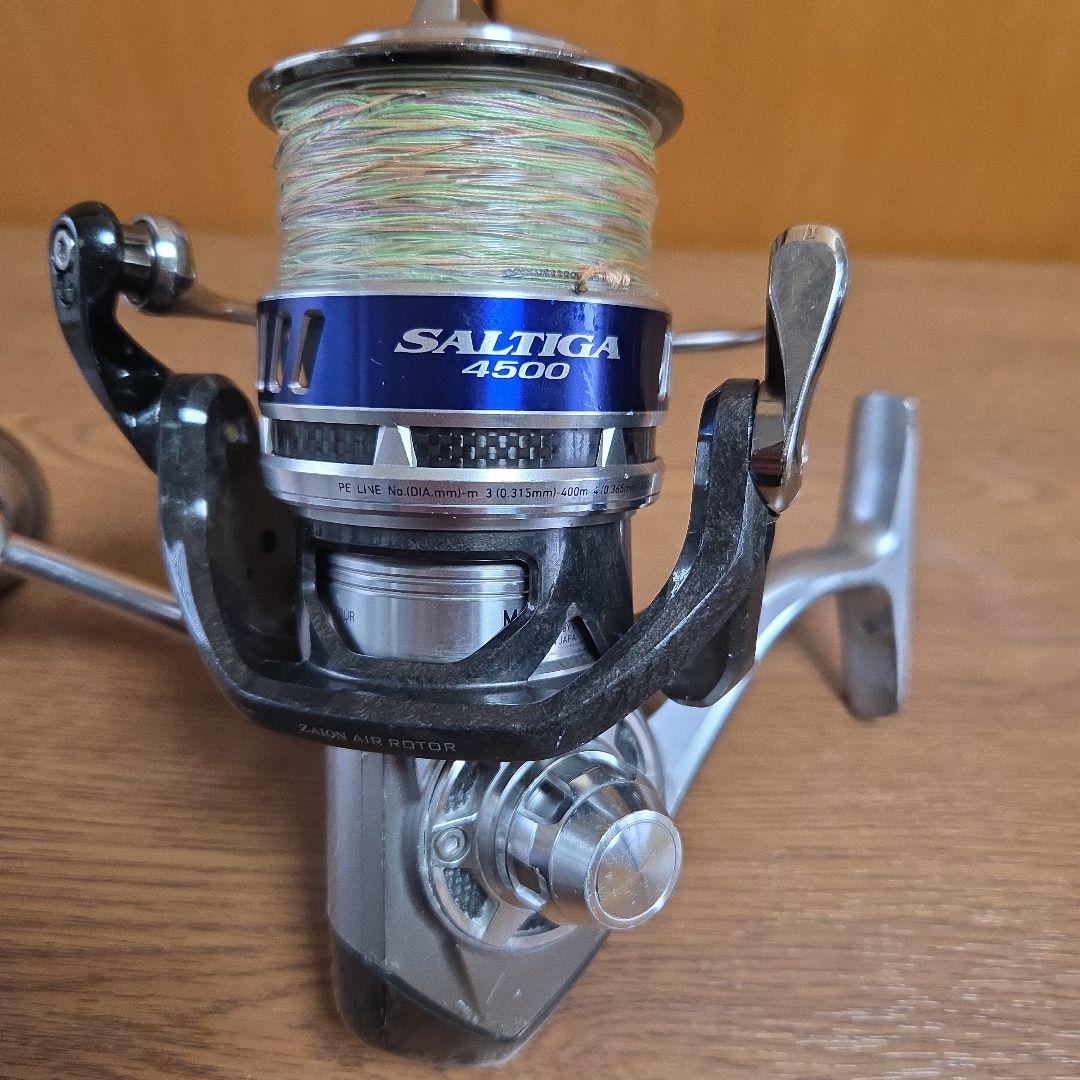 ㉕DAIWA ダイワ 10ソルティガ 4500 おまけPE3号リーダー50lb付