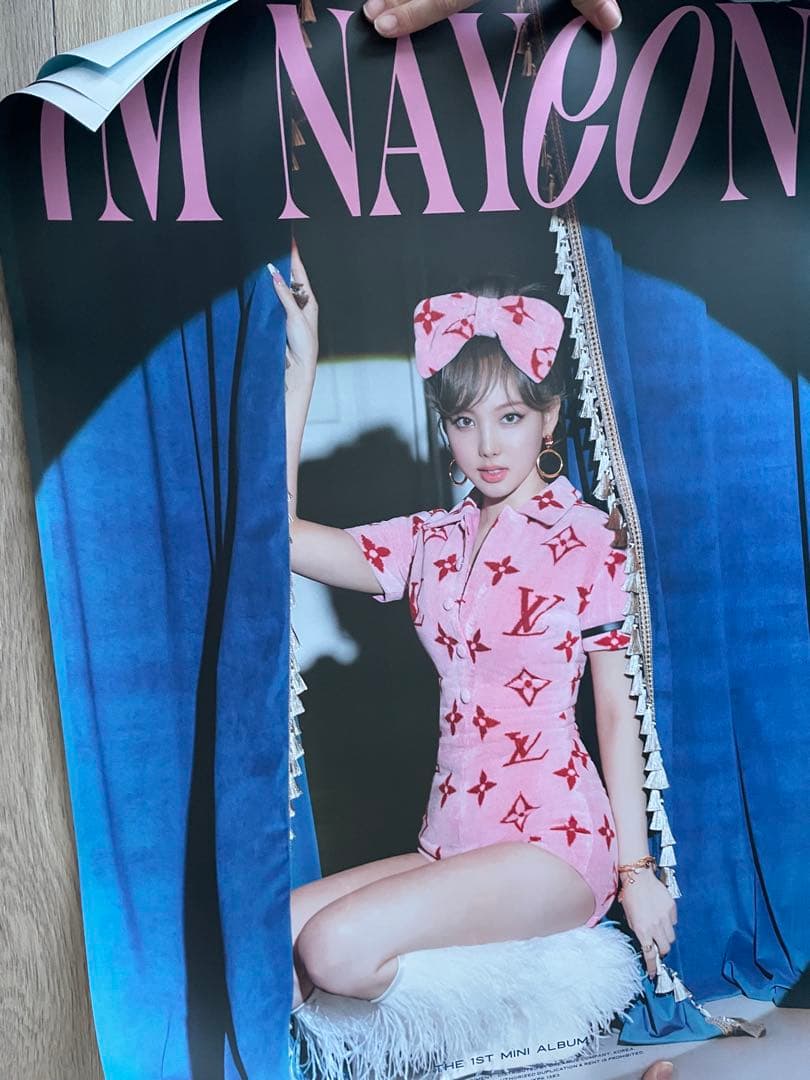 TWICE ポスター、タペストリー　セット