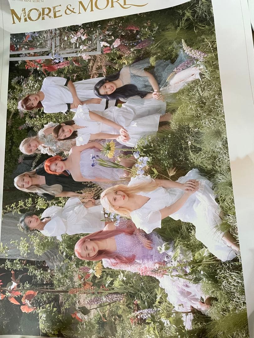 TWICE ポスター、タペストリー　セット