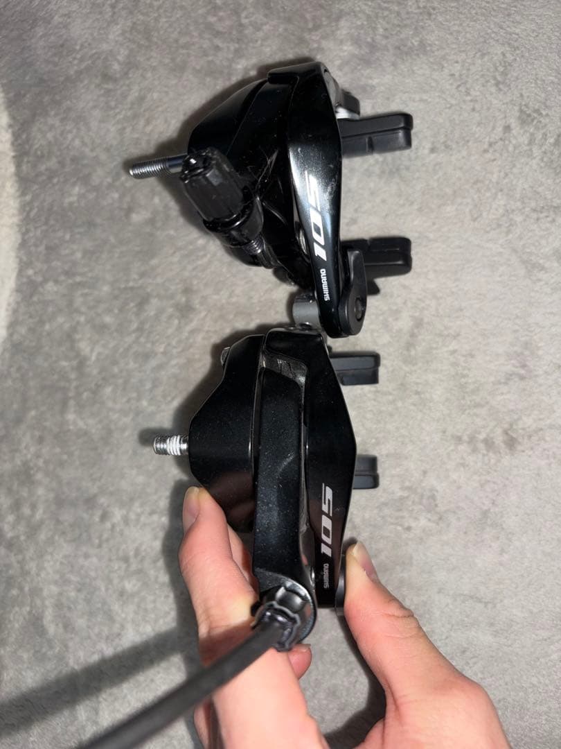 Shimano 105 キャリパーブレーキ 2個セット新品