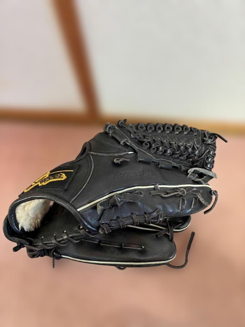 スラッガー 軟式グローブ投手・オールラウンド（ブラック）黒