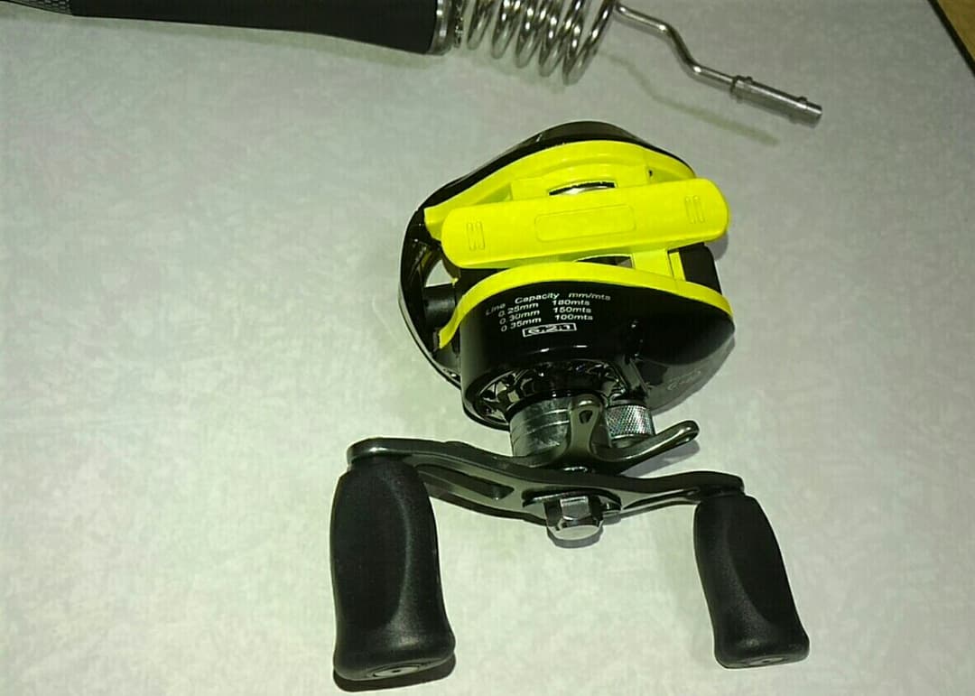 【新品】EMMROD ６コイル（Medium Action） ベイトリールセット