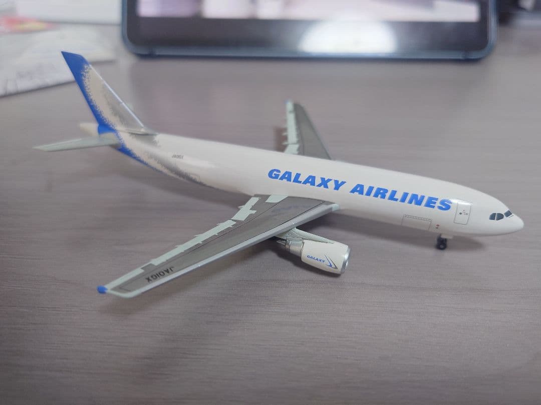 Dragon1/400ギャラクシーエアラインズA300-600R JA01GX