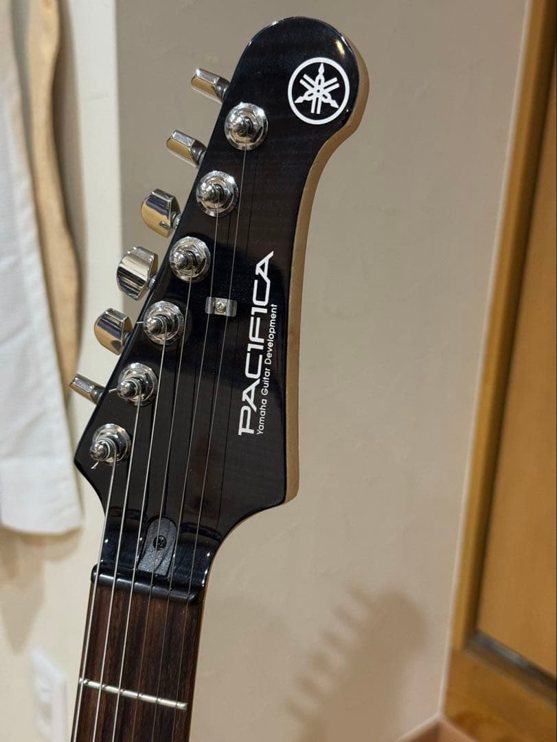 Yamaha PACIFICA ブラックエレキギター