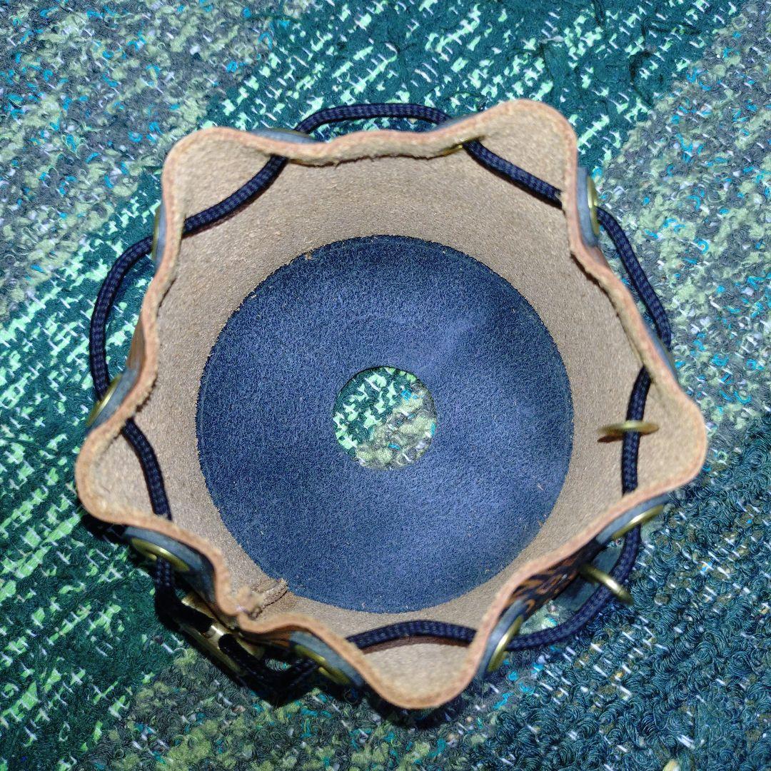 GRIND LODGE グラインドロッヂ　Boab ボアブレザーガス缶カバー