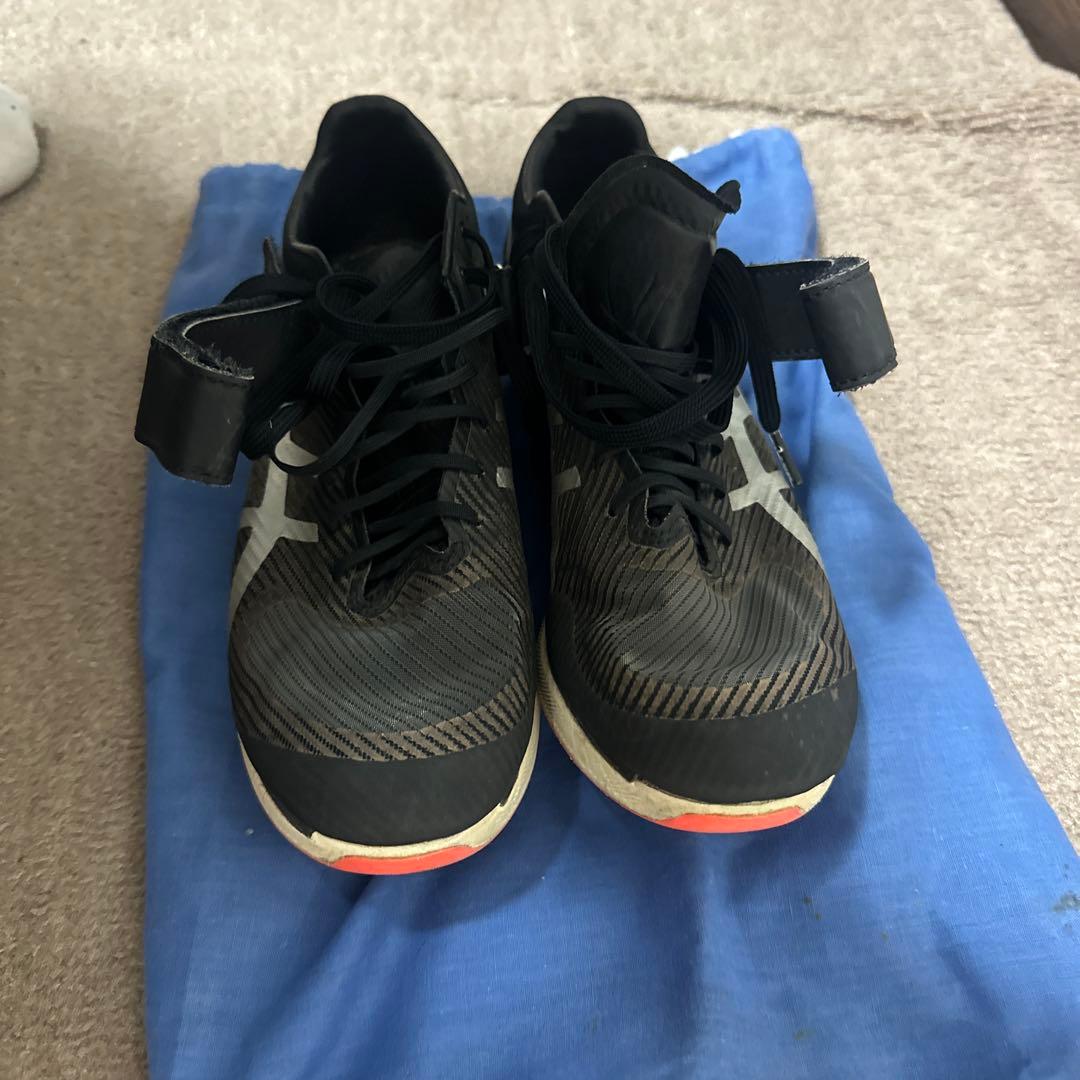 ASICS スパイクシューズ ブラック/グレー