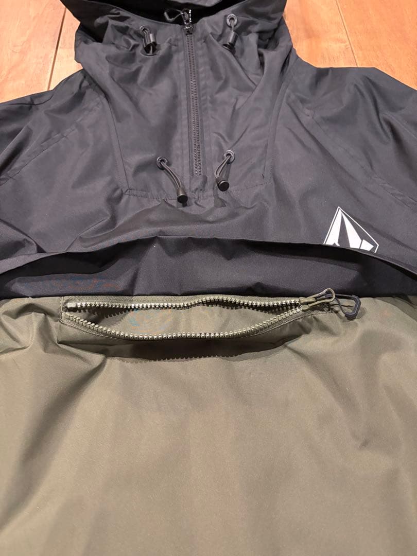 VOLCOM スノーボードウェア