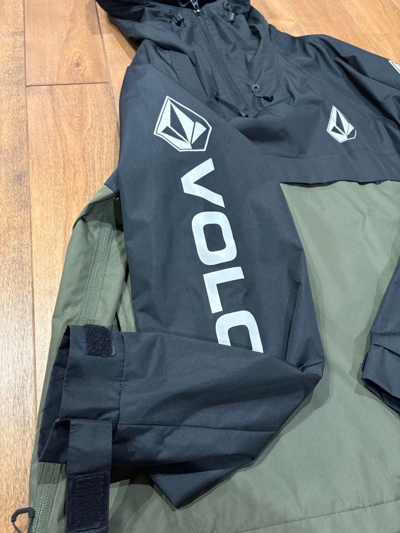 VOLCOM スノーボードウェア