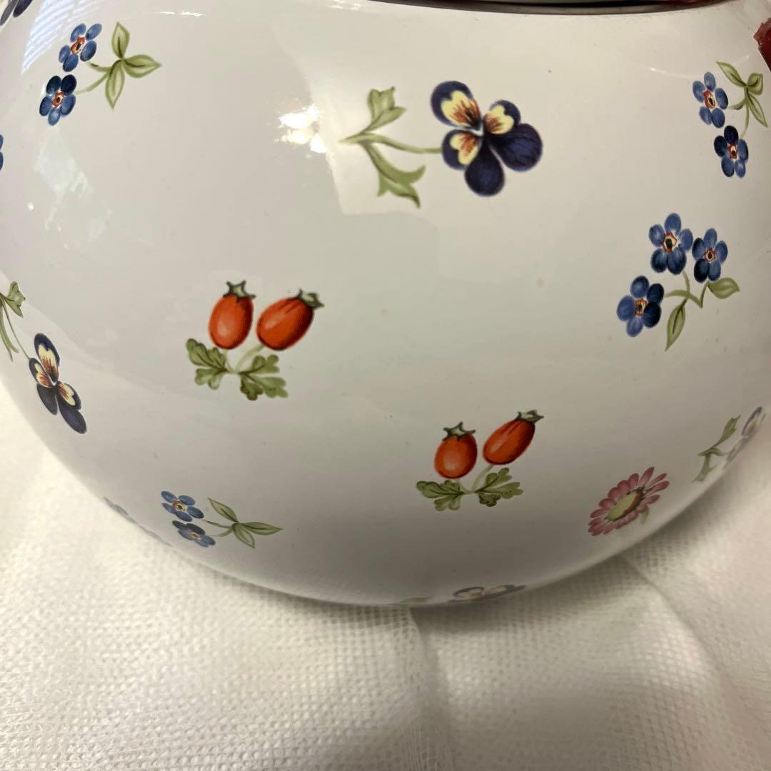 ビレロイ＆ボッホ　Villeroy & Boch 水切りボウル　ケトル