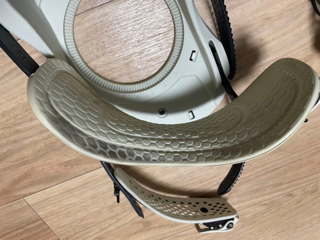 【美品】ユニオン フォース Mスノーボード ビンディング