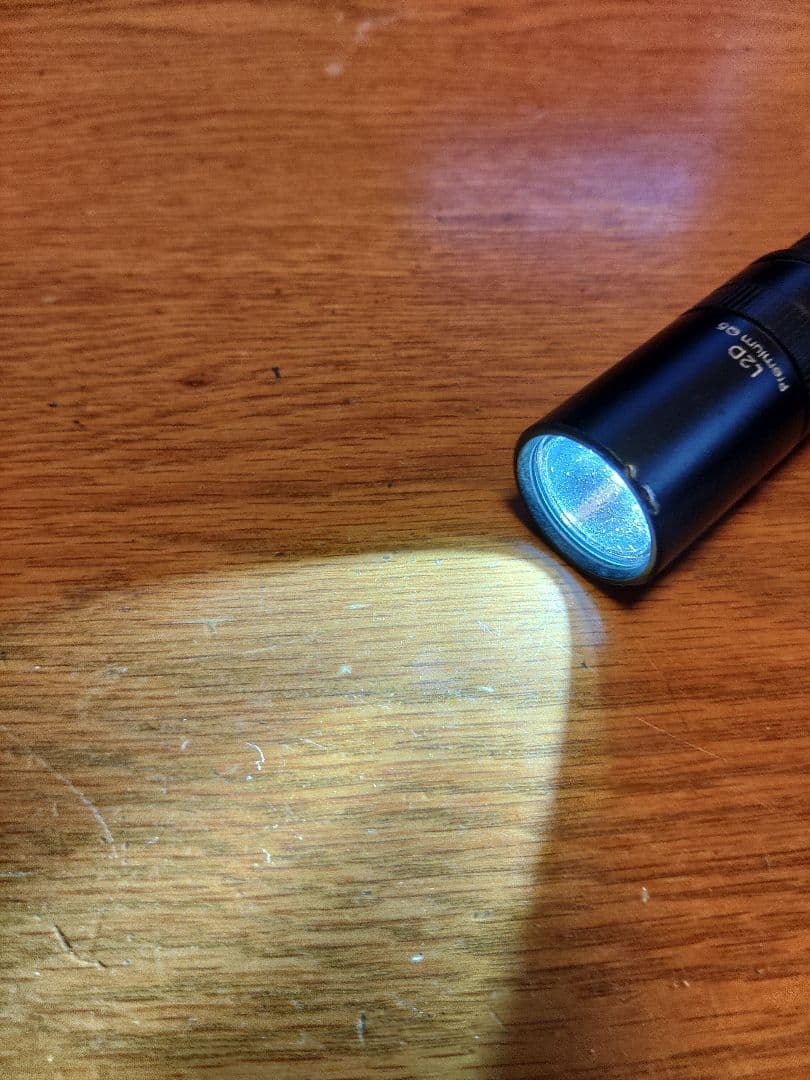 Fenix L2D ブラック 懐中電灯