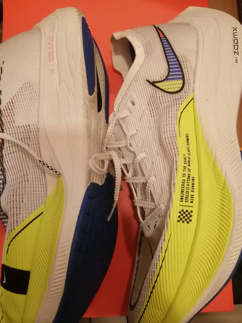 せ*ー様 Nike ZoomX Vaporfly ネクスト% 28cm　レース一