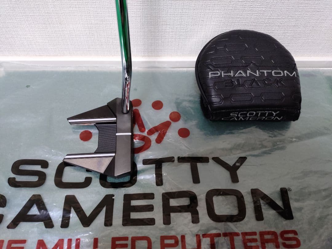 Scotty Cameron Phantom7ブラック パター33インチ