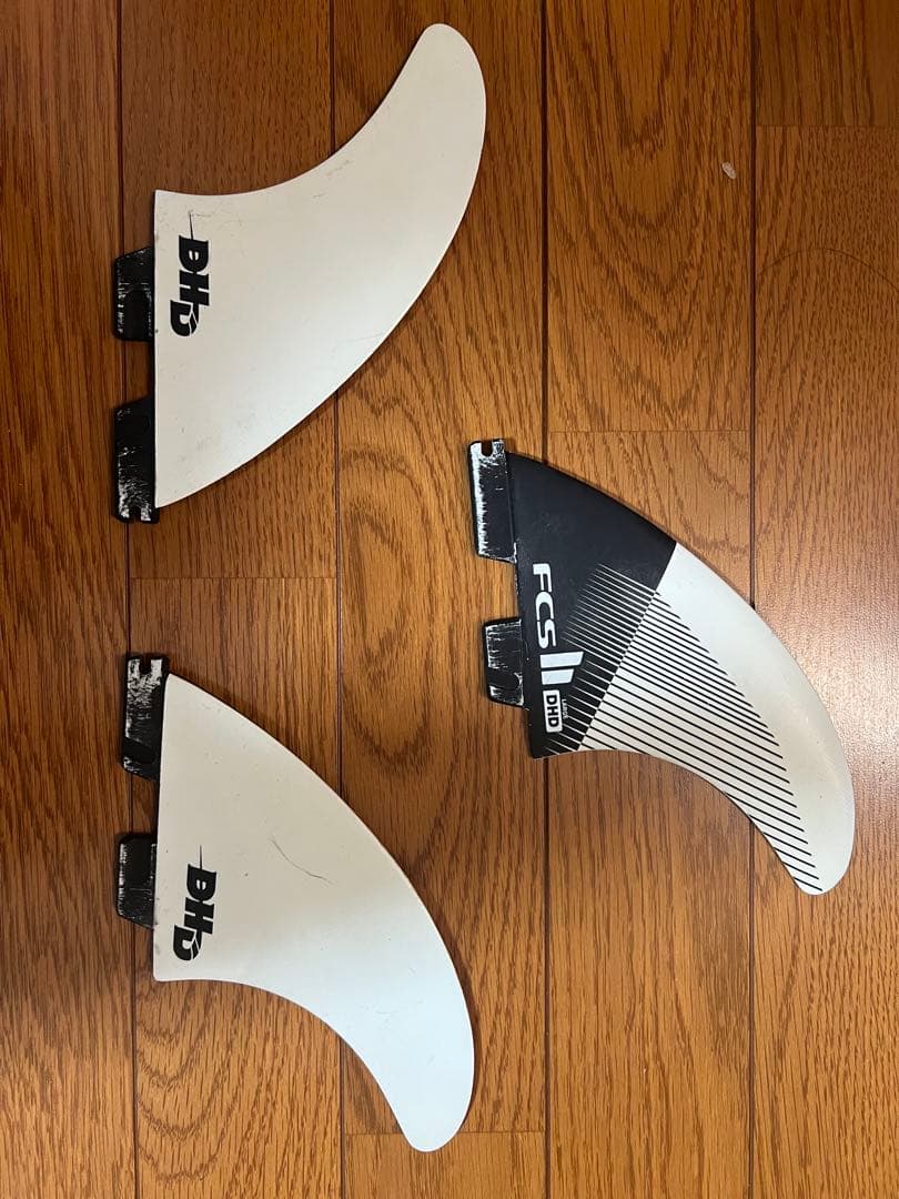 ま*の様 FCS II DHD サーフボードフィン 3枚セット