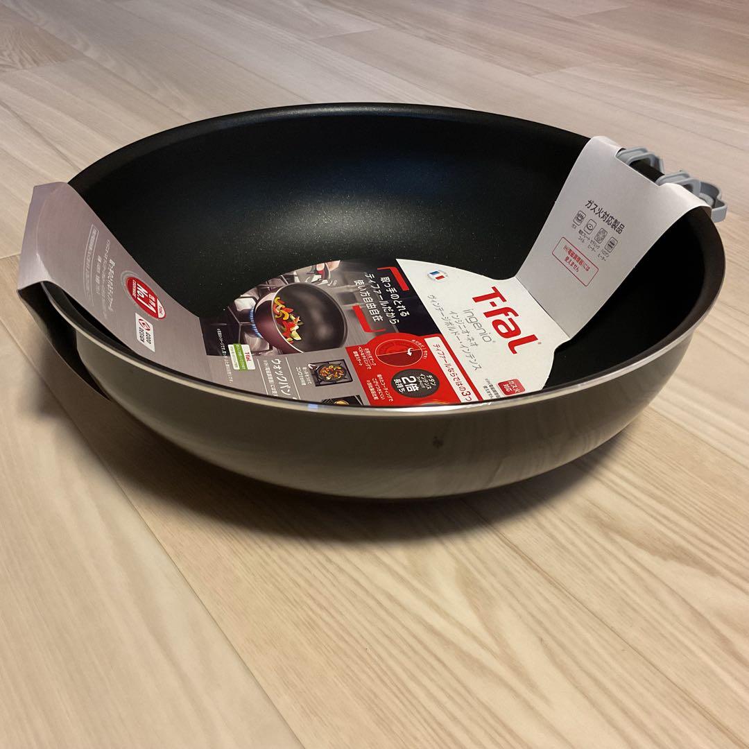 ティファール　インジニオネオ　フライパン　ウォックパン28cm ガス火専用　新品