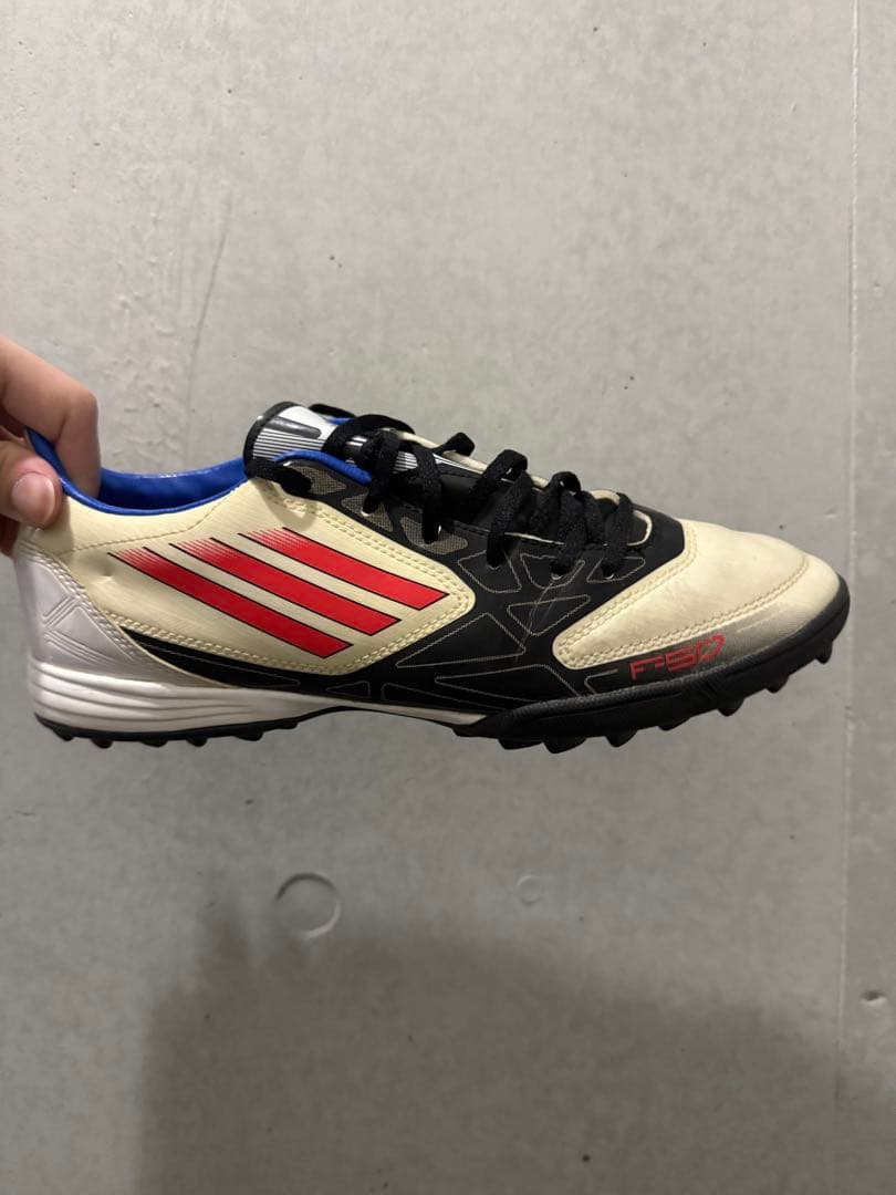 adidas F50 トレーニングシューズ　25.5cm